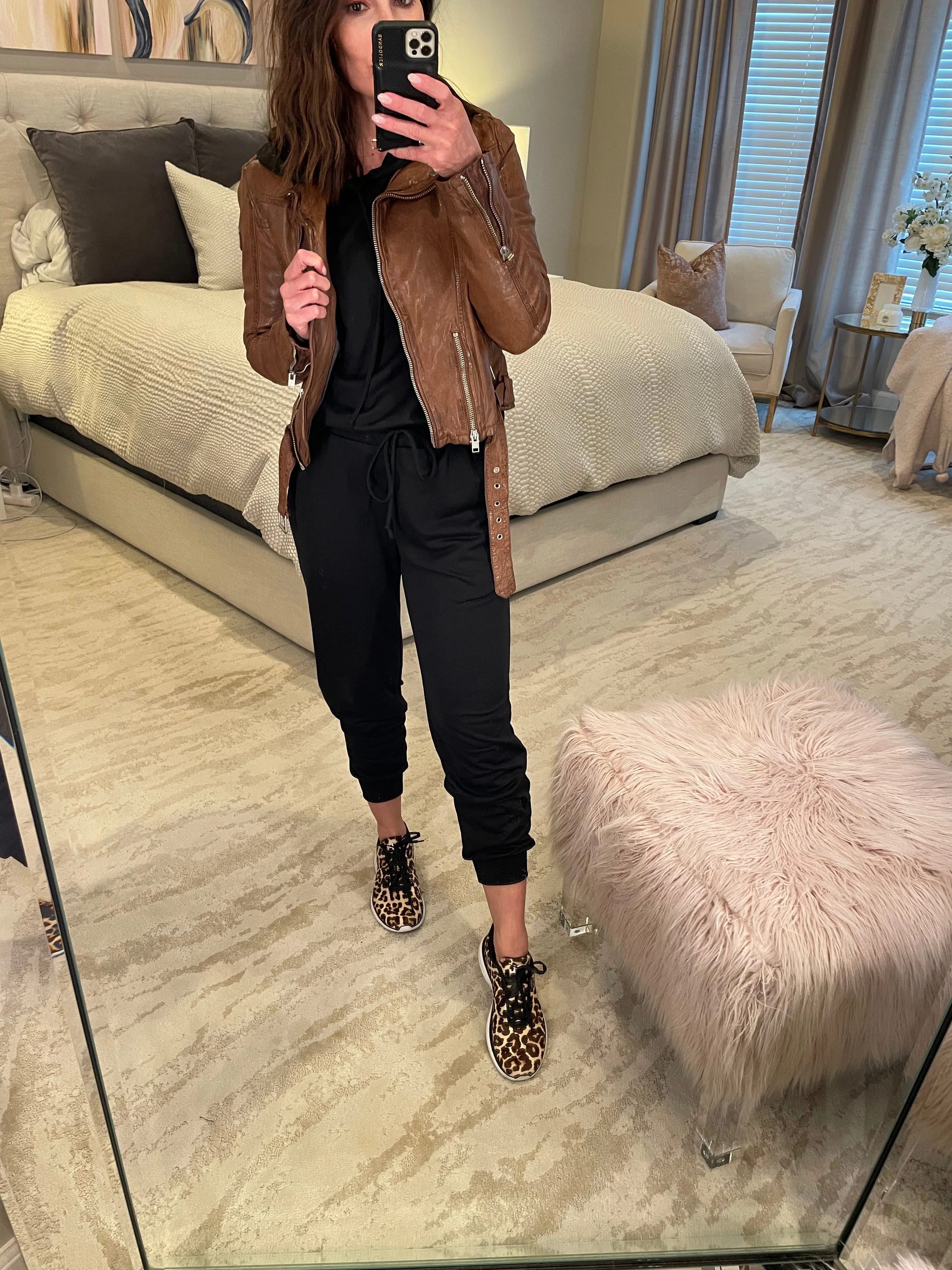 Brigitte Brianna Weekender Hoodie - Image 3