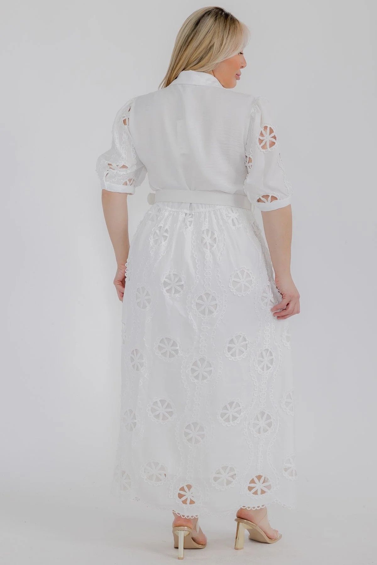 Eterna Lace Maxi Dress - Image 3