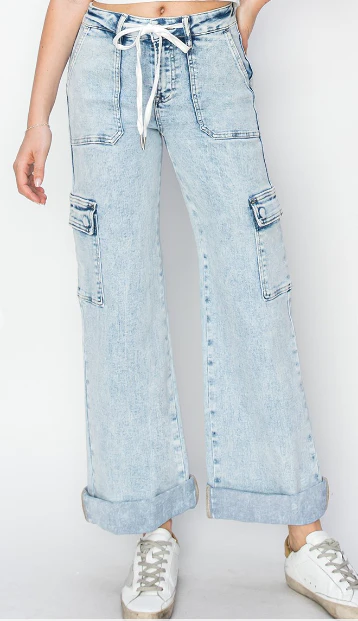 Wide Leg Cargo Jeans
