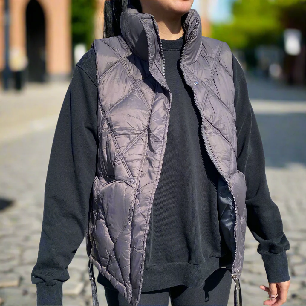 Zip-Up Puffer Vest - Image 3